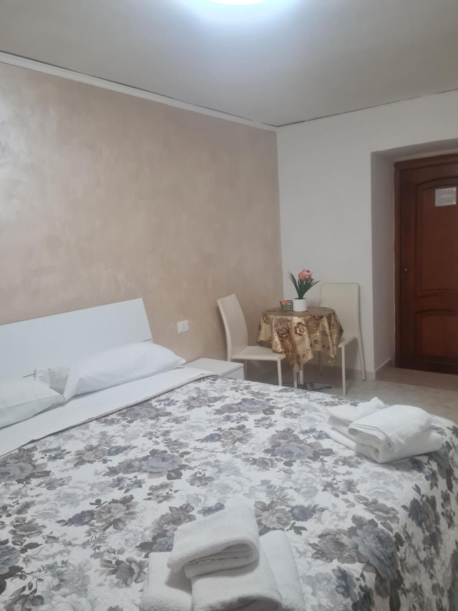 Casa Mery Неаполь Екстер'єр фото